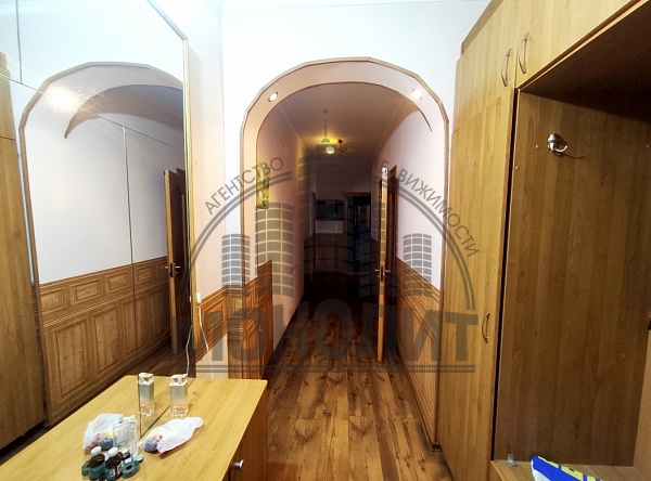 3-к квартира ул. Армавирская (№1206)