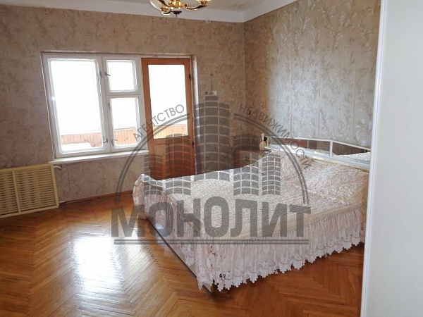 3-к квартира ул. Маяковского (№438)