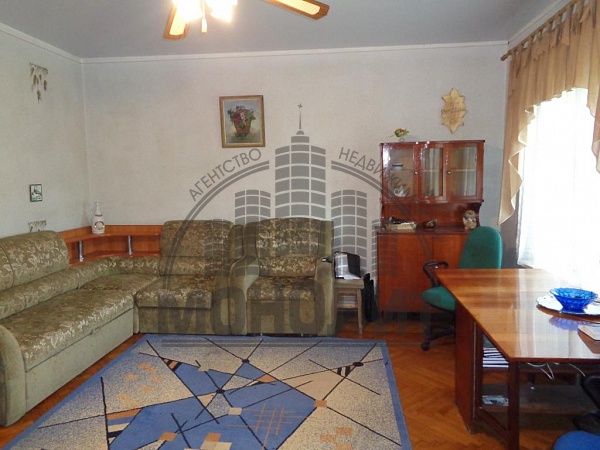 3-к квартира ул. Маяковского (№438)