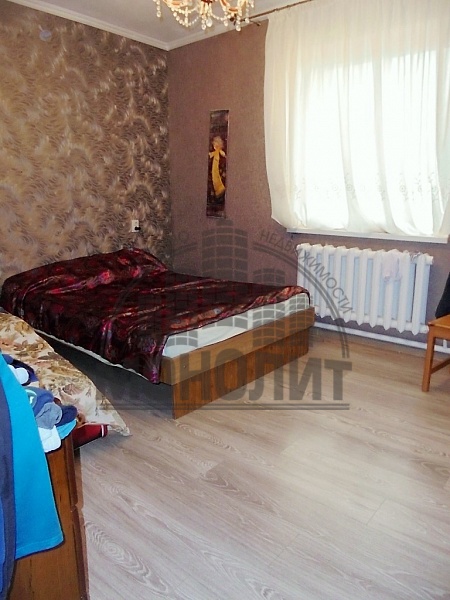 Дом с участком пгт. Новомихайловский (№428)