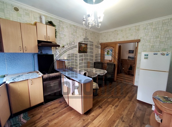 3-к квартира ул. Армавирская (№1206)