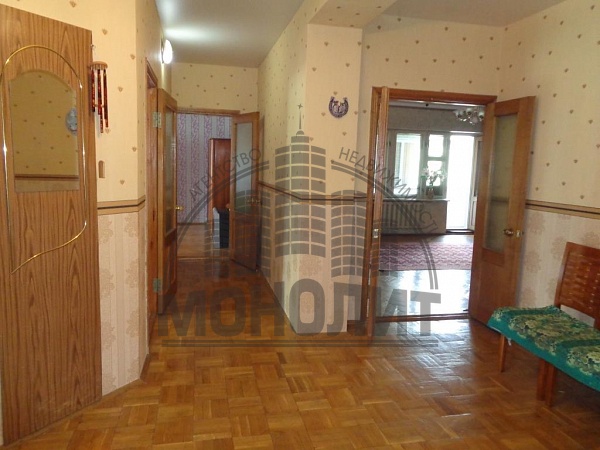 3-к квартира ул. Маяковского (№438)