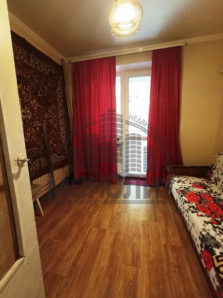 3-х квартира пгт. Новомихайловский (№1194)