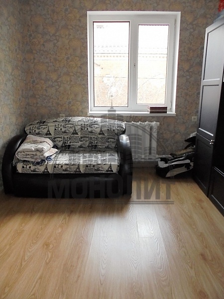 Дом с участком пгт. Новомихайловский (№428)
