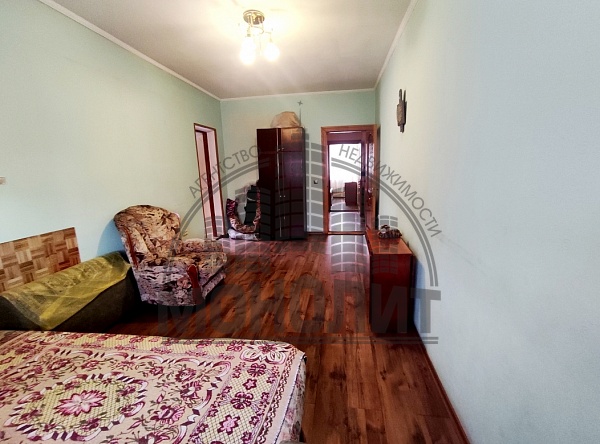 3-к квартира ул. Армавирская (№1206)