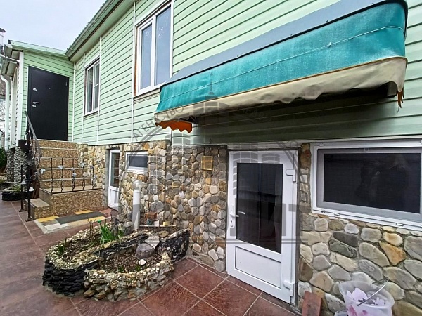 1/2 ч. дома с участком с. Небуг