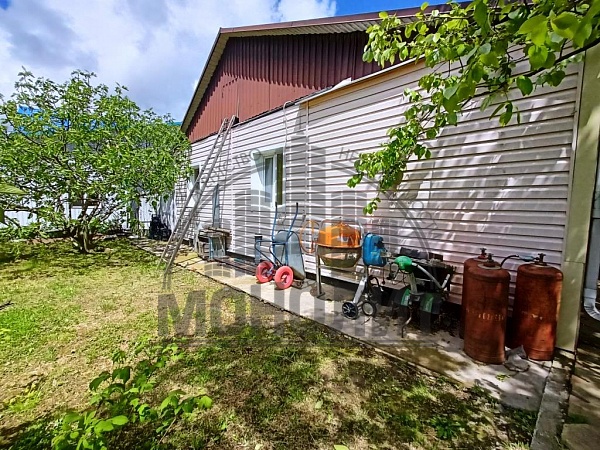 Дом в пгт. Джубга Дом в пгт. Джубга